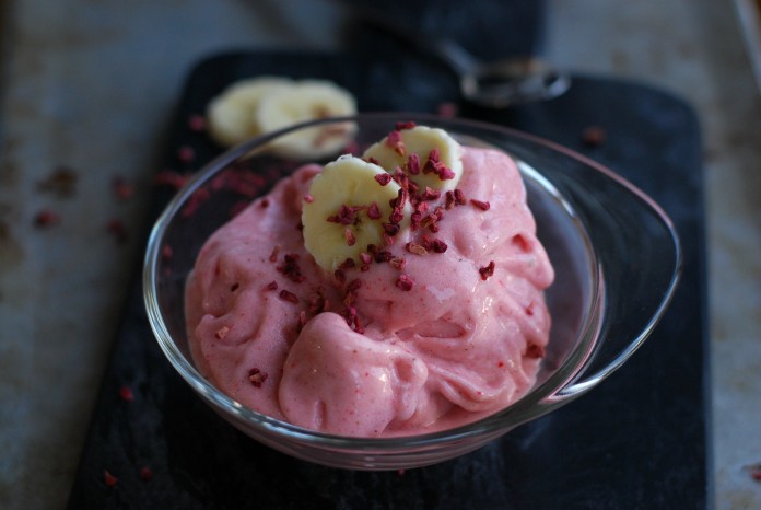 Crème glacée fraise banane paléo (nice cream paléo)
